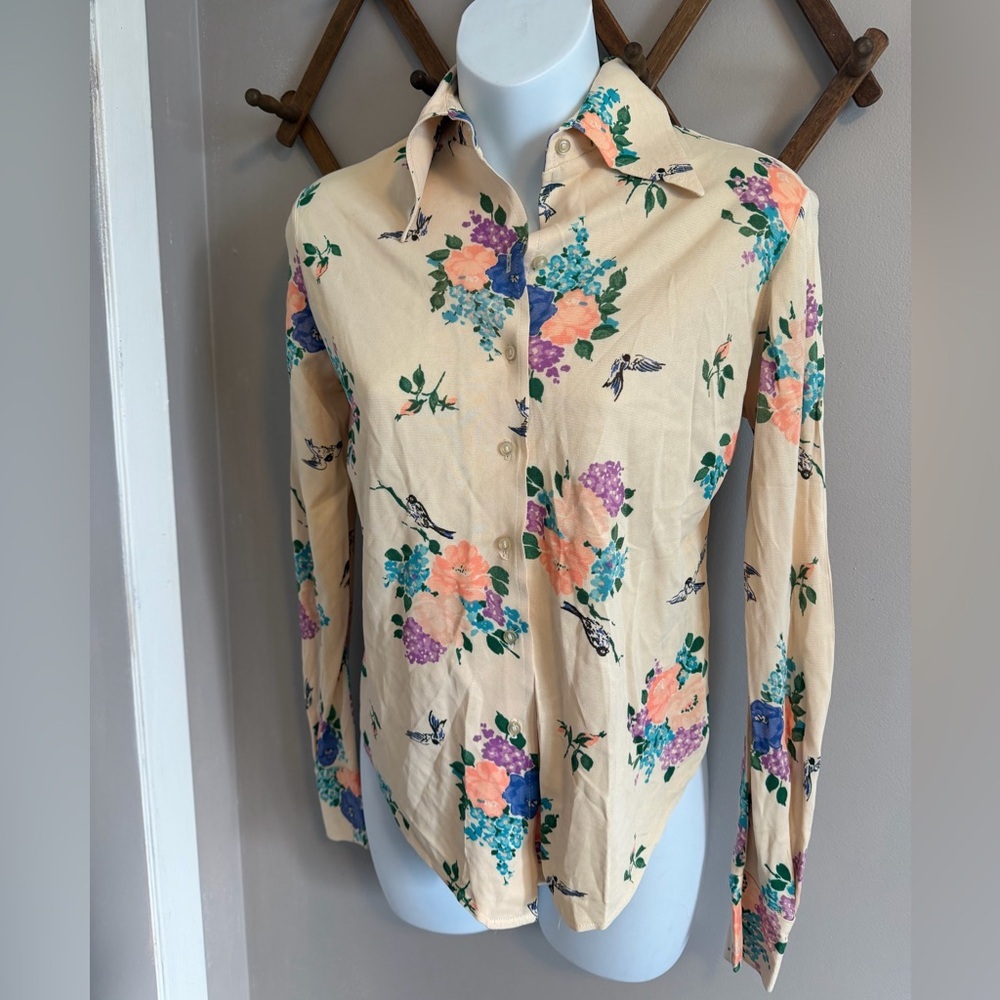 70s Vintage Kay Silver Floral Bird Novelty Print Blouse Cream Size S